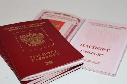 Welche Seiten des russischen Passes müssen übersetzt werden?