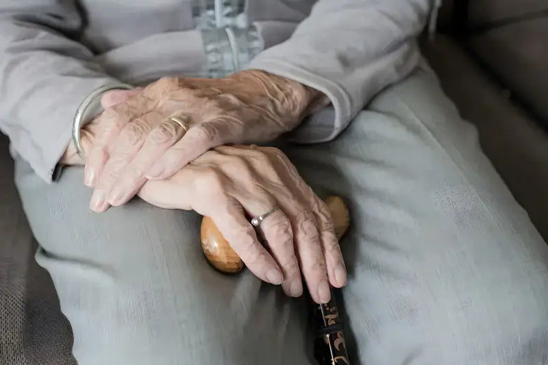 RENTENBESCHEINIGUNG - Beglaubigte Übersetzung